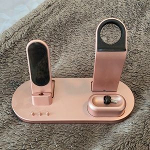 Rose gold iPhone, Apple Watch and AirPod charger